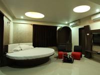 Sanket Inn offers