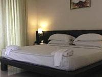 Plush Retreat offers