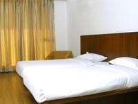 Honey Berg Resort offers