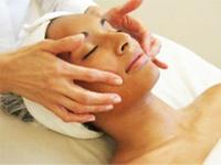 Aura Thai Spa offers