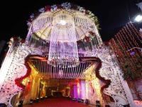 Richmondd Lee Castle offers