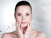 Lotlite Beauty Salon offers