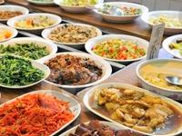 Gem Restaurant offers