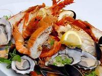 The Seafood and Meat Co offers