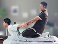 Four Fountains De-stress Spa offers