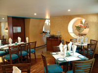 Indus - Hotel Diplomat offers