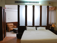 Hotel Manasvi offers