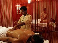 Mahanirvan Spa offers
