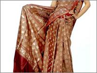 Mahalaxmi Sarees offers