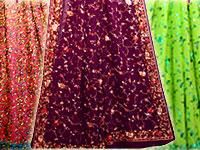 Vaibhavi Sarees offers