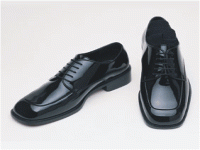Raj Boot House offers