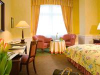Hotel Laxmi Palace offers
