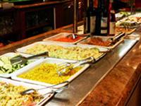 Hampshire Plaza Hotel offers