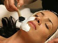 Petals Beauty & Spa Salon offers