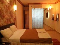 Pali Beach Resort and Water Park offers